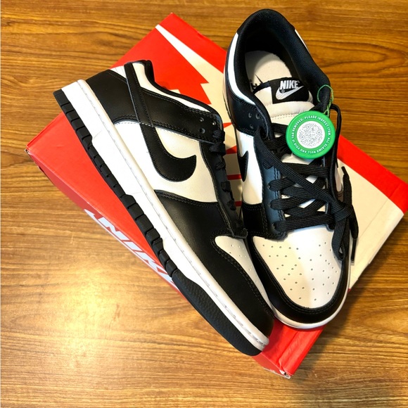 Nike Dunks OG Panda - Picture 2 of 7